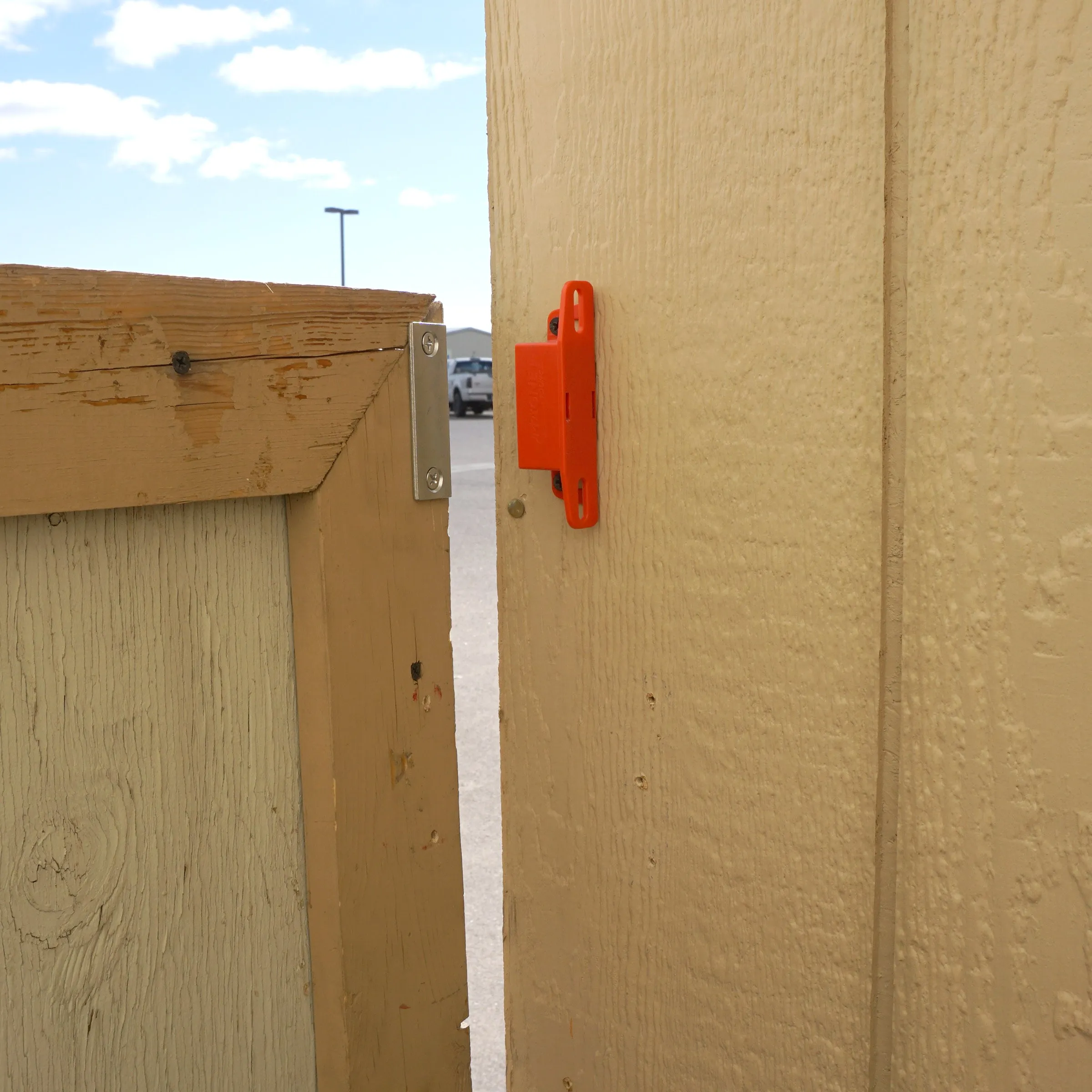 Ceramic Universal Latch Magnet