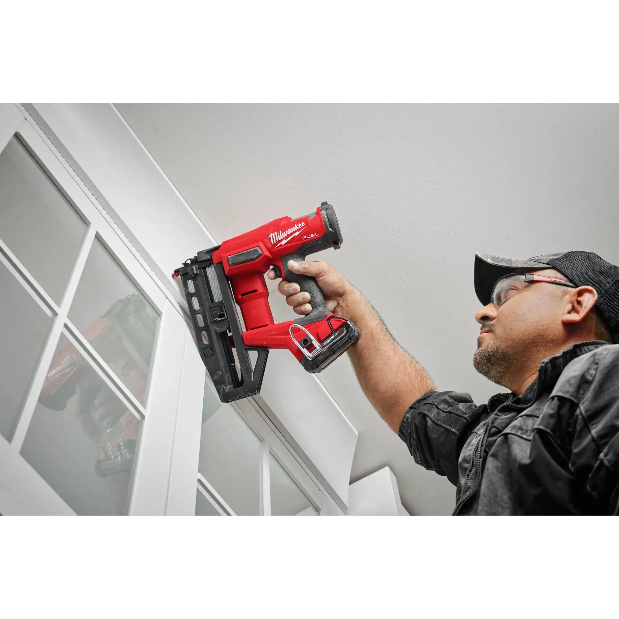 Milwaukee 3020-20 M18 FUEL 16 Gauge Straight Finish Nailer (Tool Only)