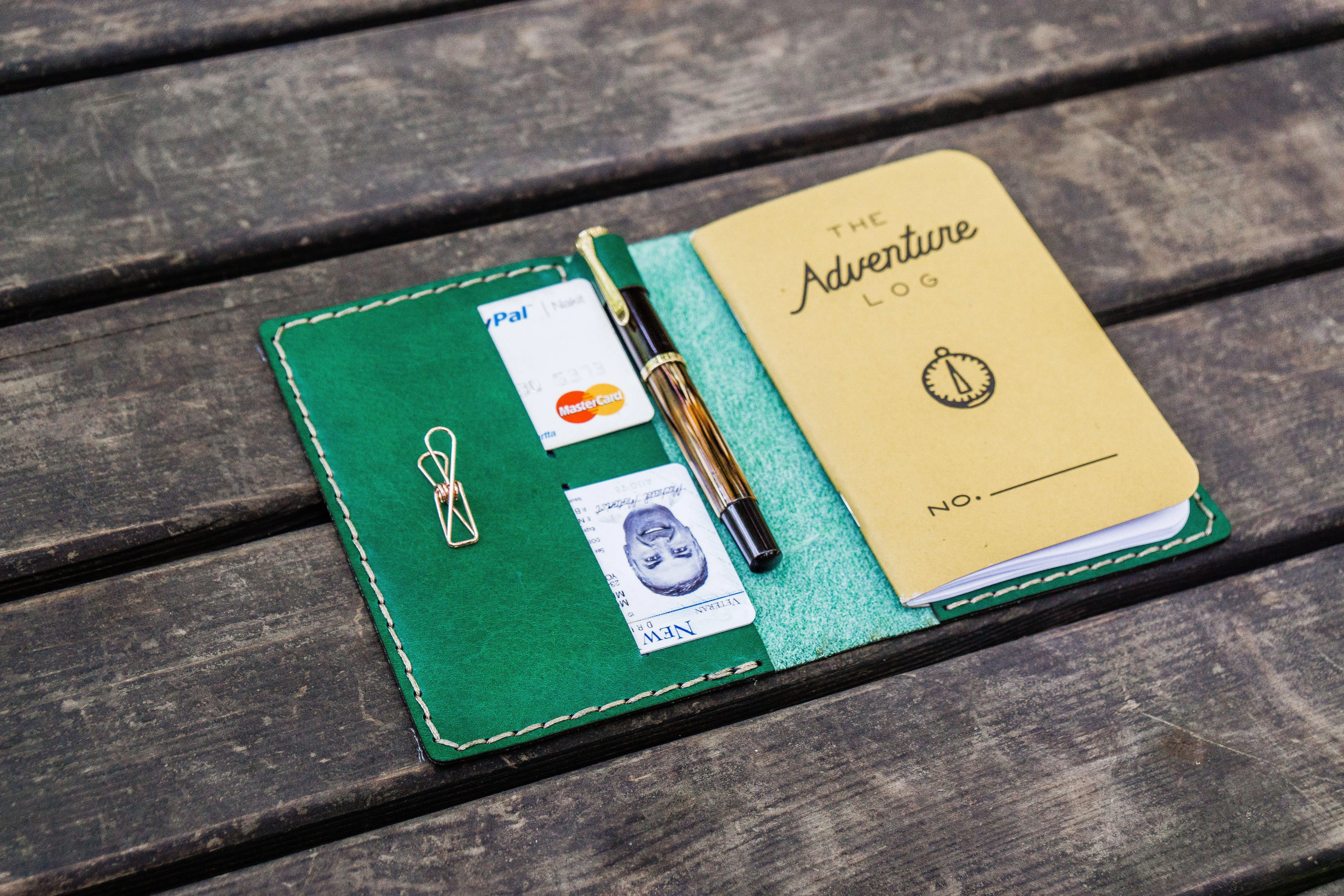 No.33 Personalized Leather Field Notes Cover - Green