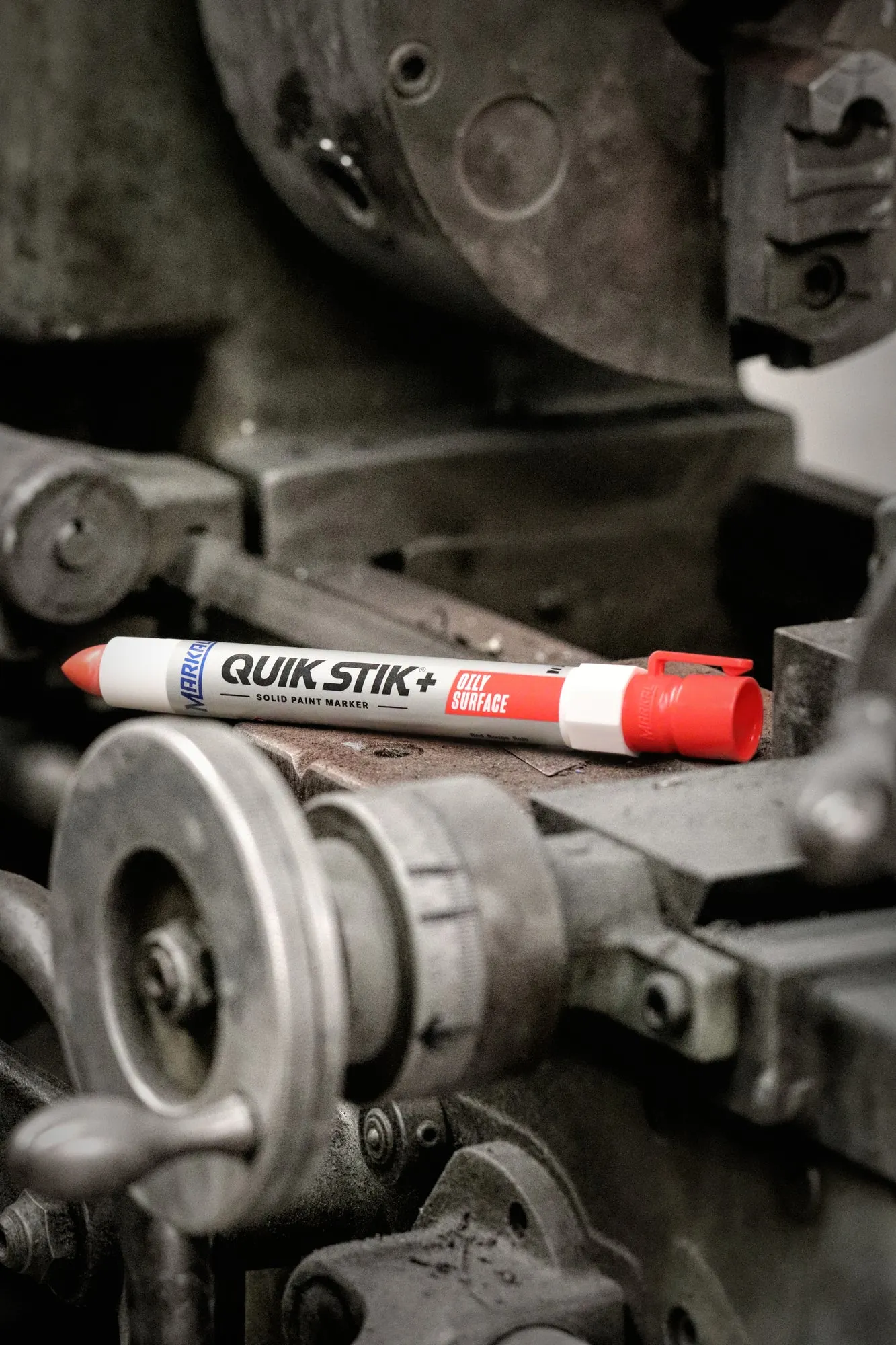 QUIK STIK®  Oily Surface Solid Paint Marker
