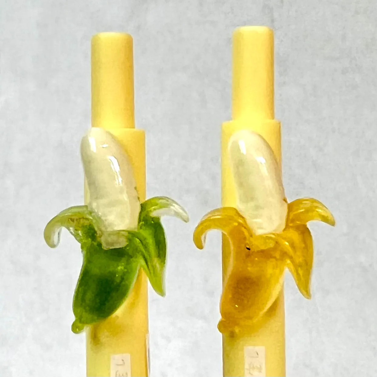 X 22532 BANANA RETRACTABLE GEL PEN-DISCONTINUED